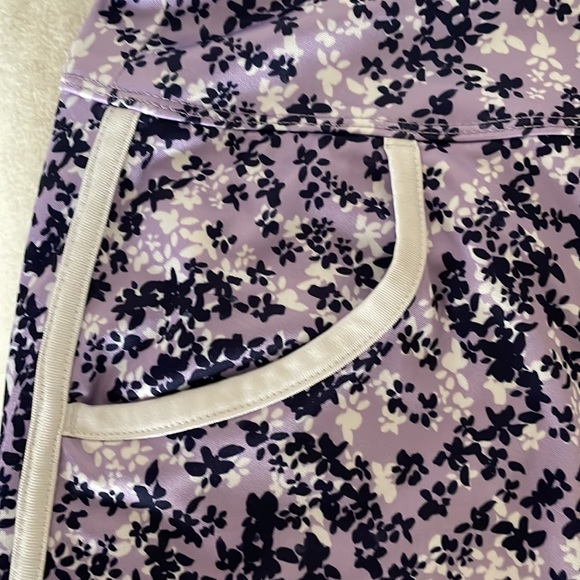 PGA Tour Woman’s Golf Skorts Size Medium - Picture 5 of 7